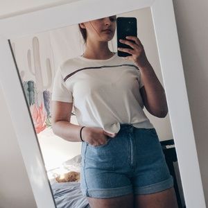 Vintage Tommy Hilfiger Crop Tee